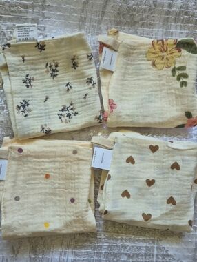100% Muslin Cotton Soft Boho Face Cloth Set - Set of 4